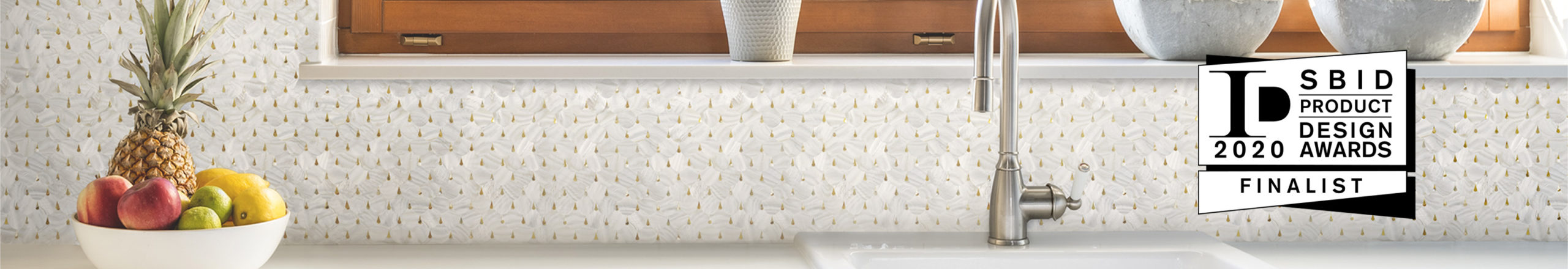 Golden pearl drop kitchen backsplash