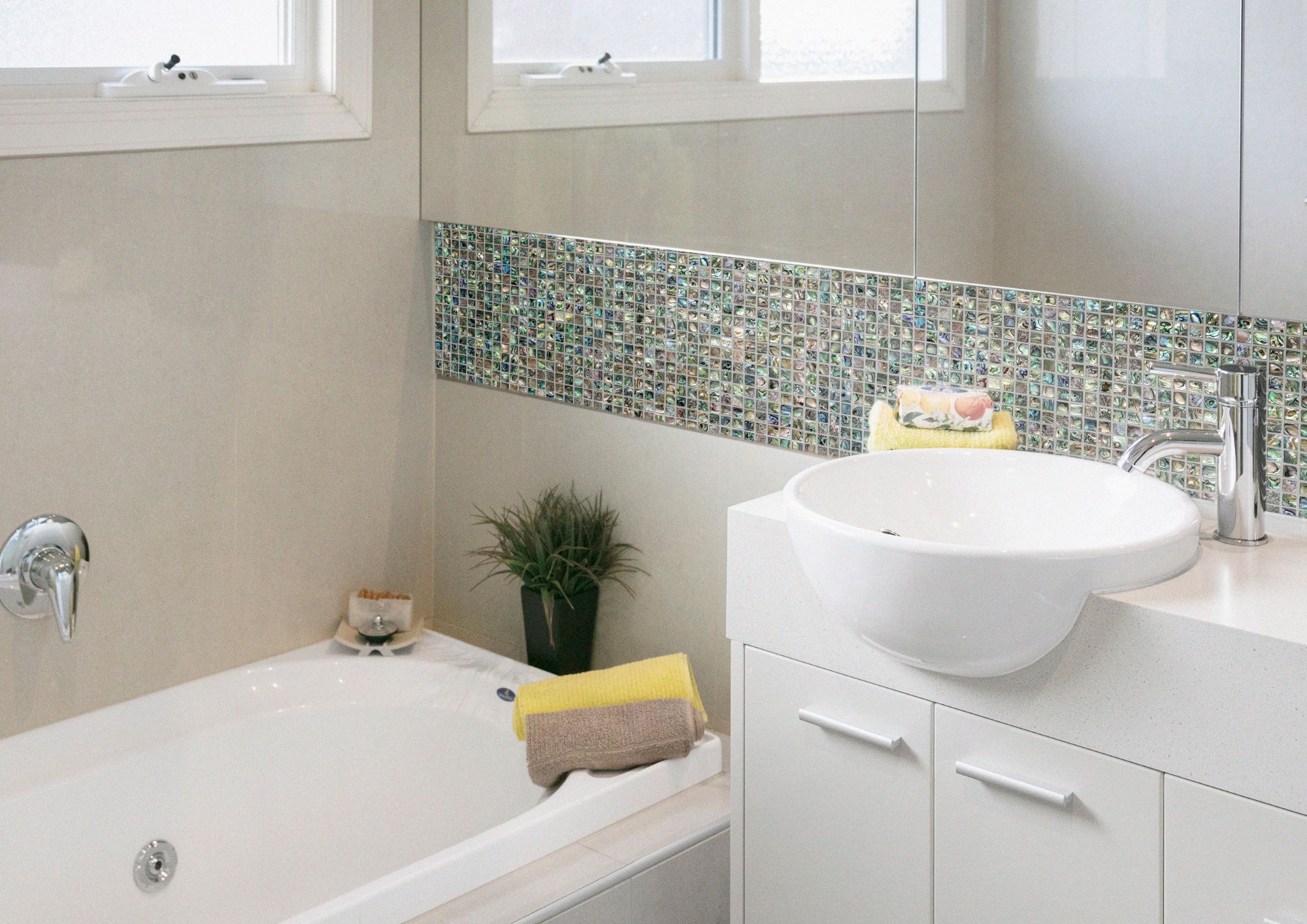 Seduction Emerald Mosaic Tiles
